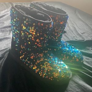 Ugg boots Black BRAND NEW NEVER WORN